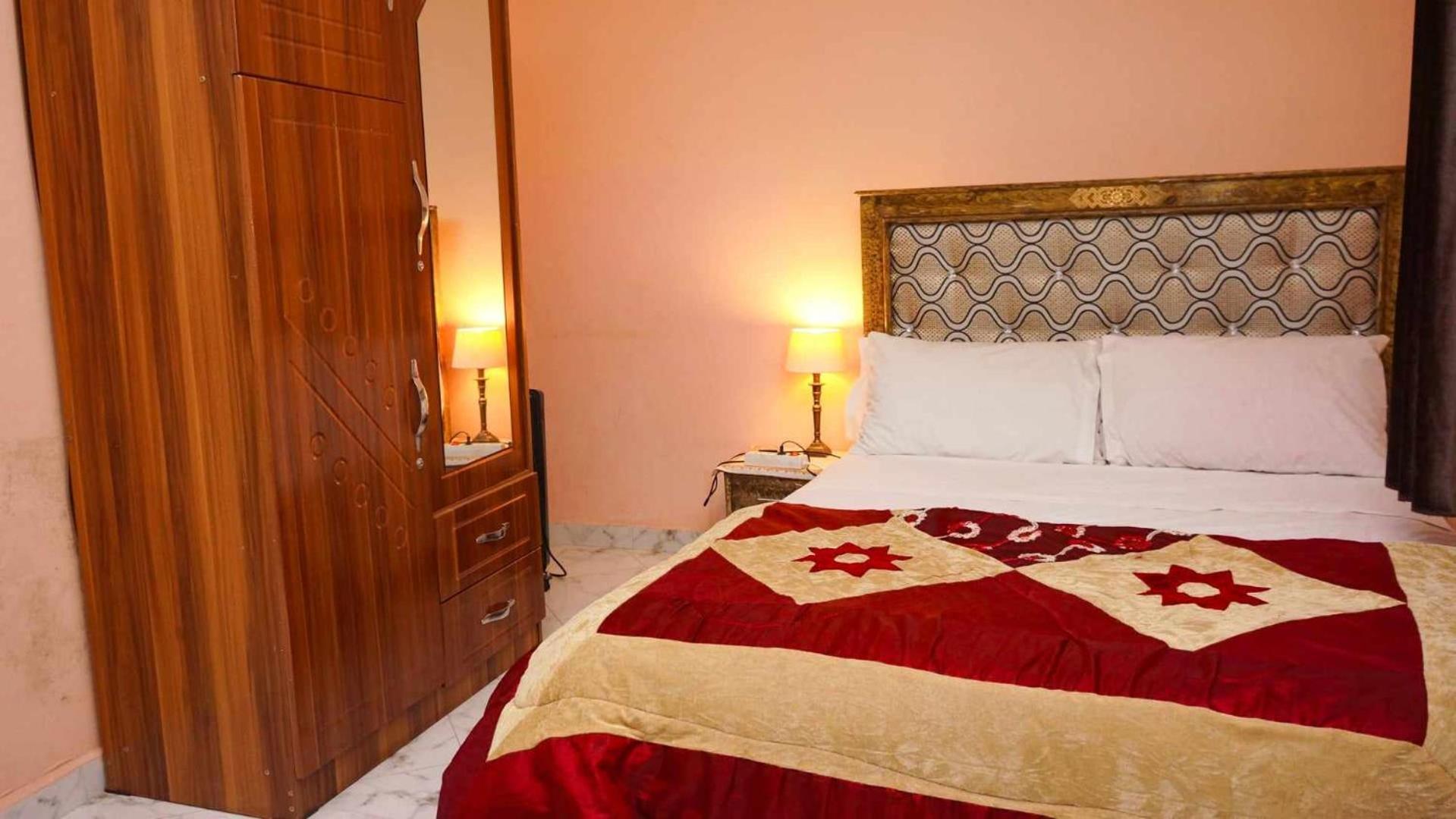 Hotel Ain Leuh Екстериор снимка