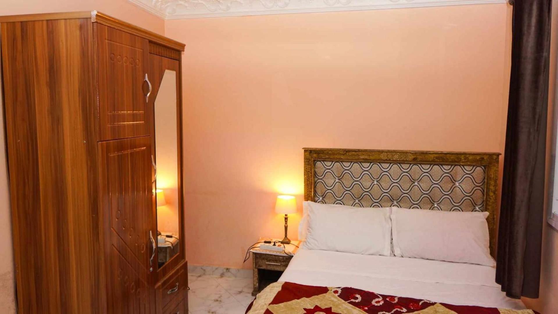 Hotel Ain Leuh Екстериор снимка