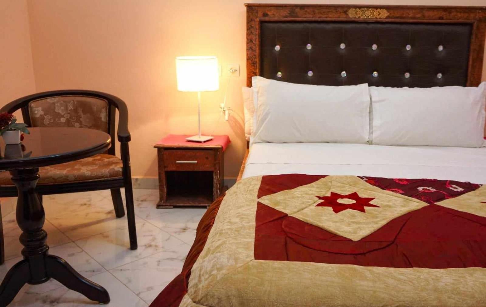 Hotel Ain Leuh Екстериор снимка