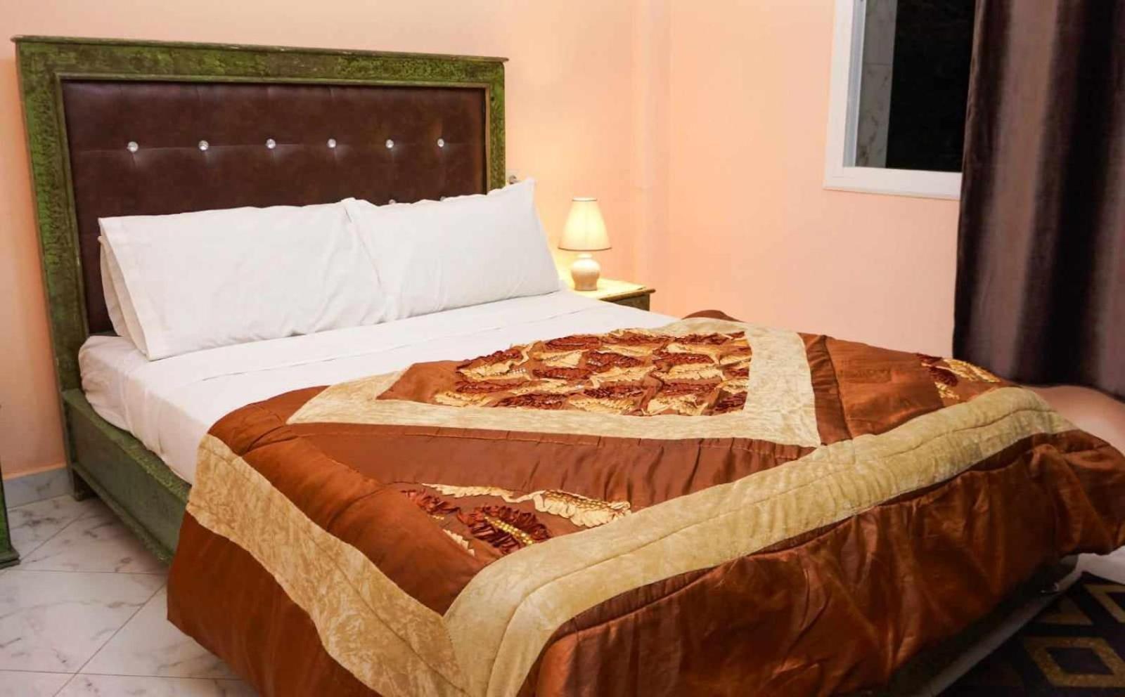 Hotel Ain Leuh Екстериор снимка