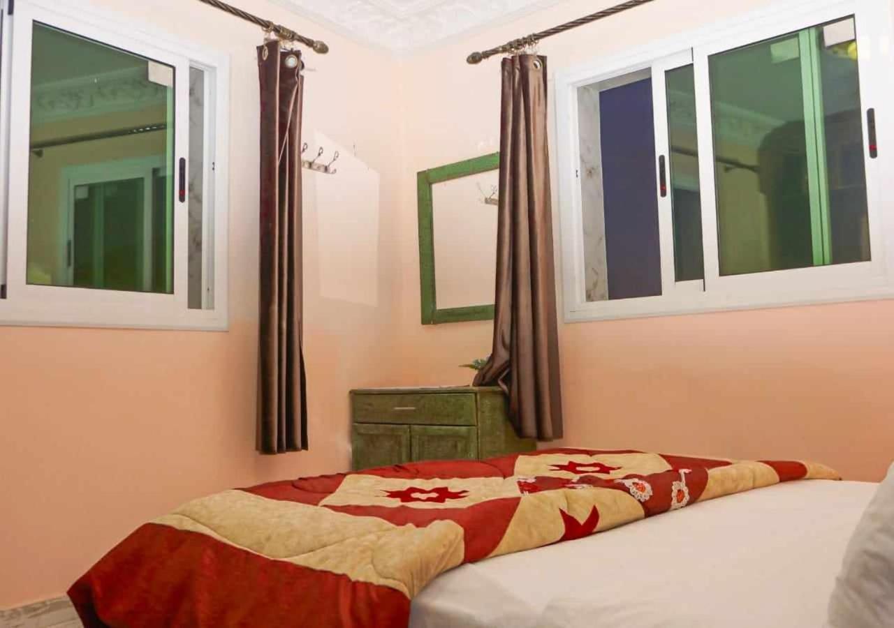 Hotel Ain Leuh Екстериор снимка