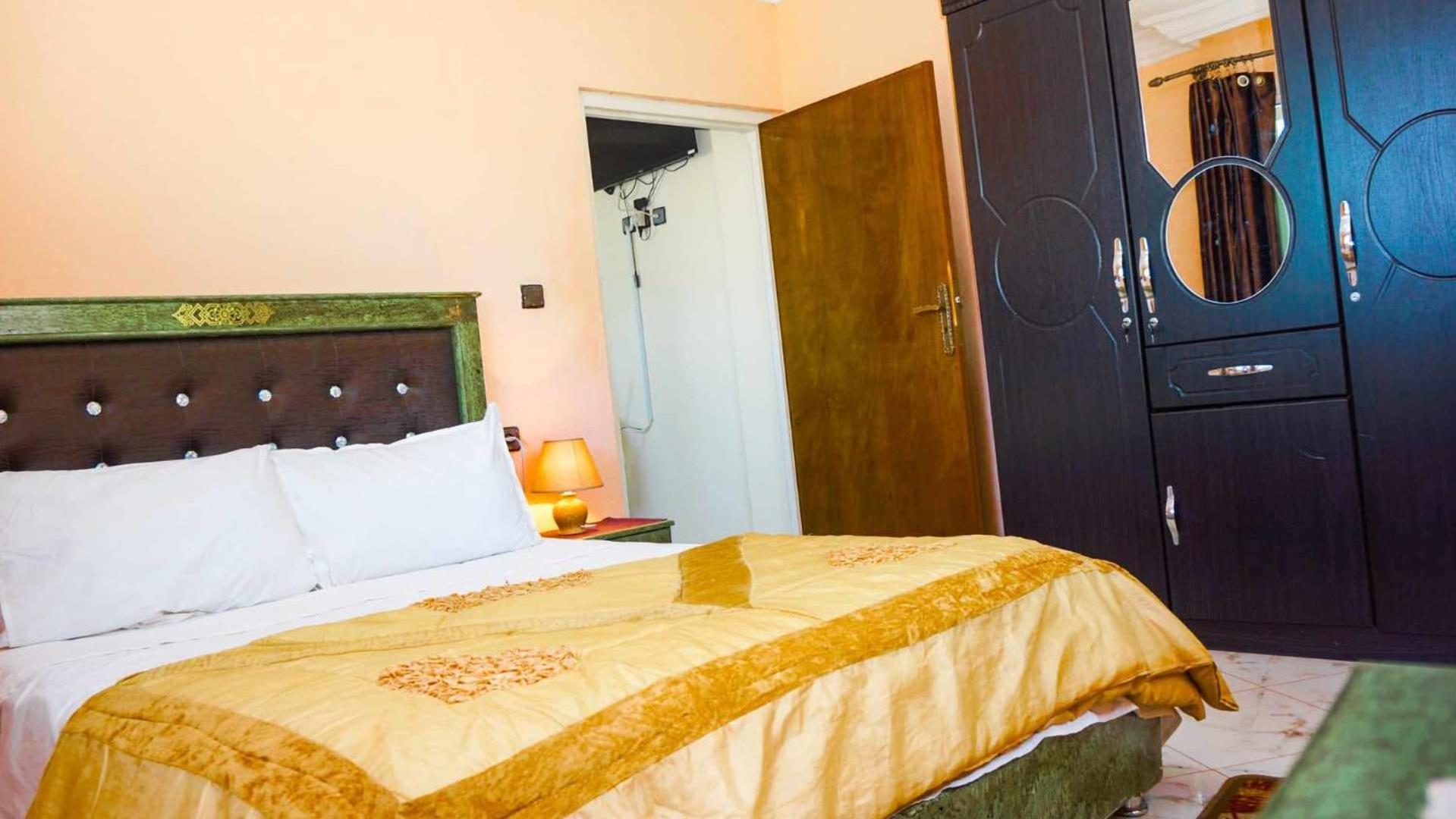 Hotel Ain Leuh Екстериор снимка